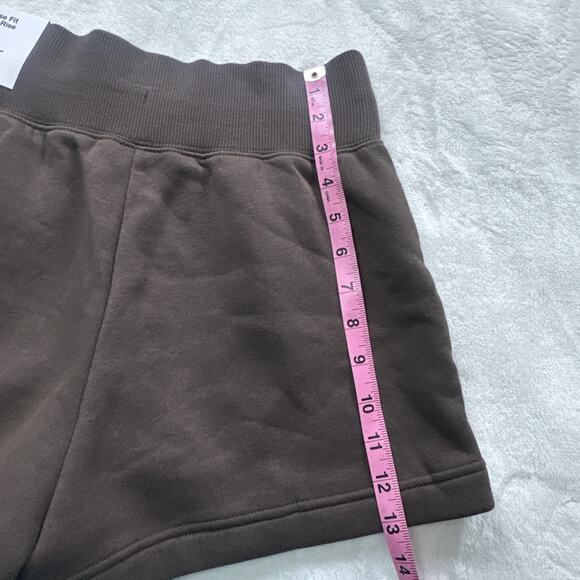 Nike Sport Shorts Womens Size XS Phoenix Fleece High Waisted Loose Fit Brown NEW - Picture 11 of 13
